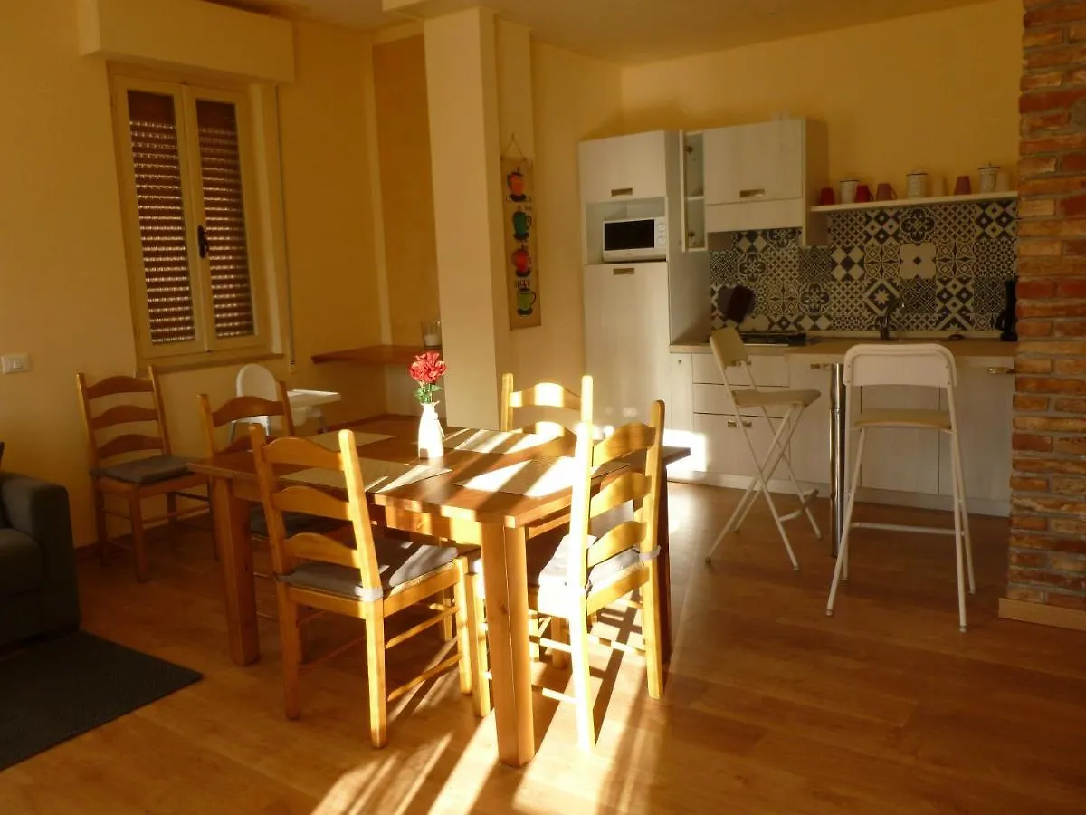 Apartament Casa Teodoro - Gelsomino, Ulivi & Orchidea Tignale 0*,