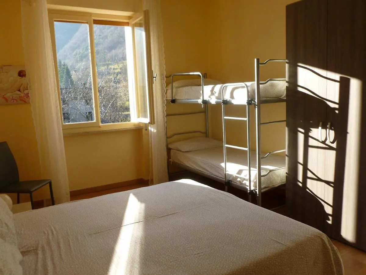 Apartament Casa Teodoro - Gelsomino, Ulivi & Orchidea Tignale
